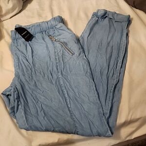 bebe Aril Chambray Jogger